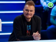 Сергей Сафронов поразил кудрявым ирокезом